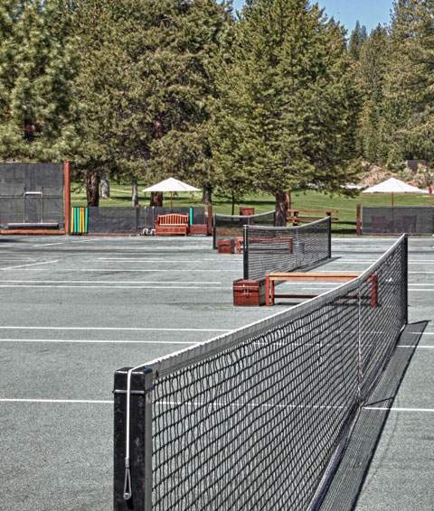 Lahontan clay tennis courts